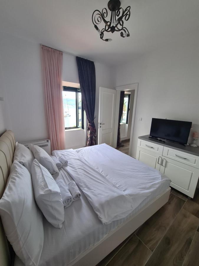 Rustico Apartments 蒂瓦特 外观 照片