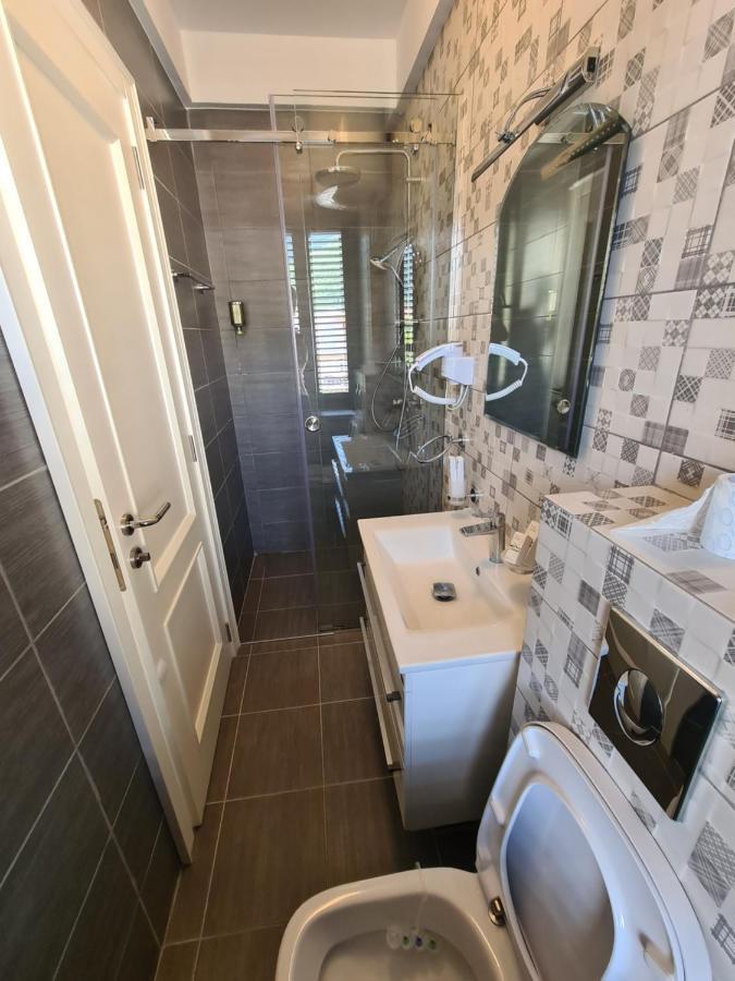 Rustico Apartments 蒂瓦特 外观 照片