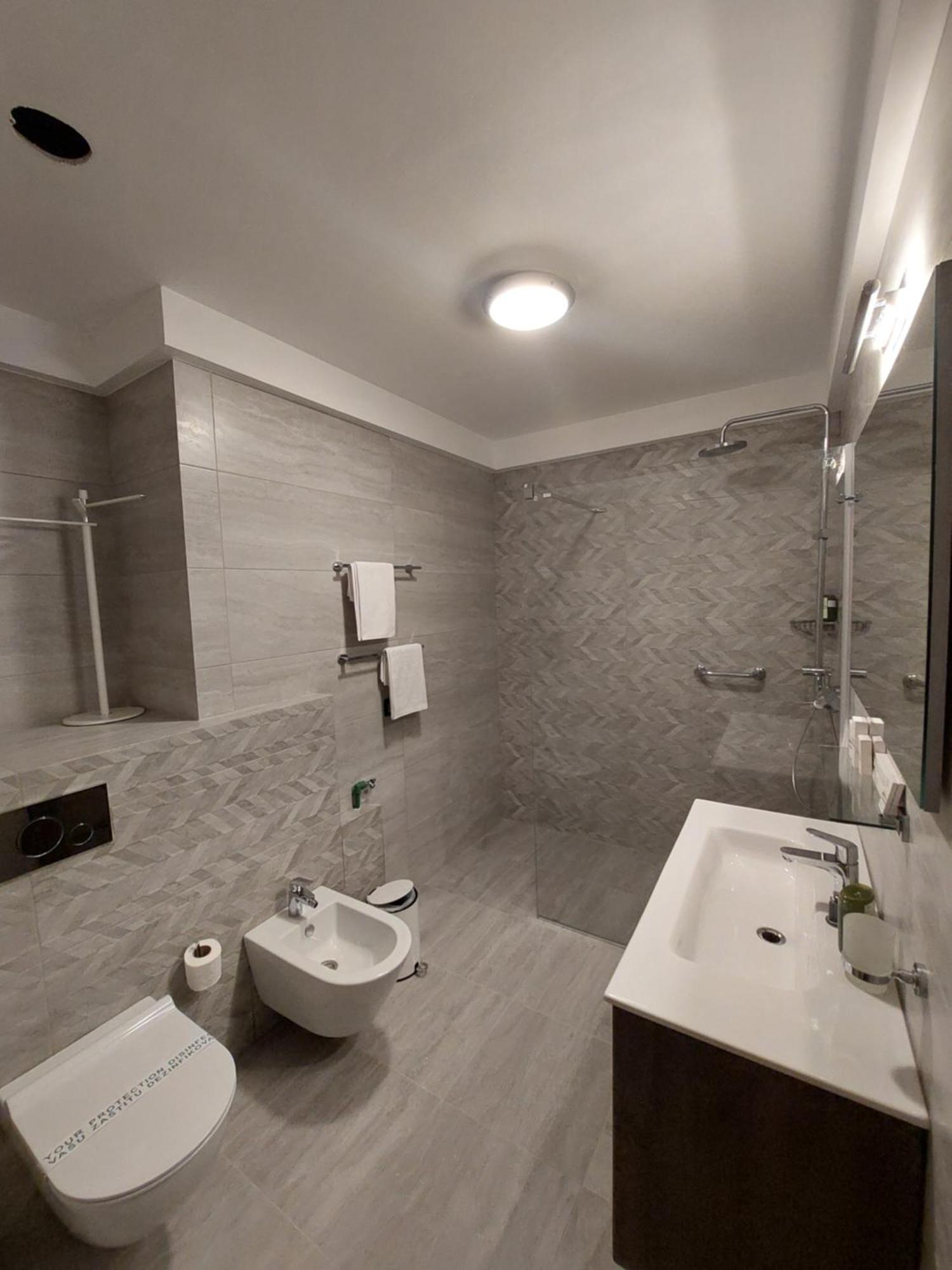 Rustico Apartments 蒂瓦特 外观 照片
